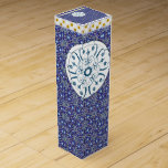 Wijn Gift Box Floral Wijn<br><div class="desc">Wine Gift Box Iets voor iedereen biedt aangepaste, gepersonaliseerde cadeaudoos voor wijn, speciaal voor dat speciale moment met je geliefden. Deze unieke cadeaudoos zal indruk maken op je vrienden en familie. Terwijl u hier reeds bent, kunt u andere verwante badkamerartikelen zoals douchegordiners, zeepdispensers, badmatten, badsets, kleurrijke kindergordijnen, badweegschalen, mannen douchegordijnen,...</div>