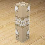 Wijn Gift Box Floral Wijn<br><div class="desc">Wine Gift Box Iets voor iedereen biedt aangepaste, gepersonaliseerde cadeaudoos voor wijn, speciaal voor dat speciale moment met je geliefden. Deze unieke cadeaudoos zal indruk maken op je vrienden en familie. Terwijl u hier reeds bent, kunt u andere verwante badkamerartikelen zoals douchegordiners, zeepdispensers, badmatten, badsets, kleurrijke kindergordijnen, badweegschalen, mannen douchegordijnen,...</div>