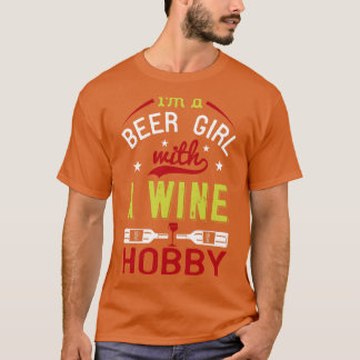 Wijn in een biermeisje met een wijnhobby t-shirt