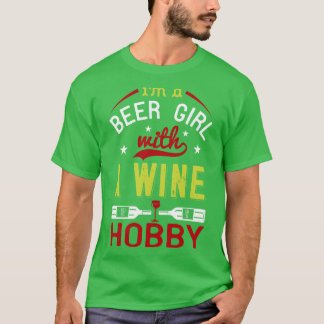 Wijn in een biermeisje met een wijnhobby t-shirt