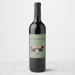 Wijn (of Champagne) Etiket op de fles met grizzly