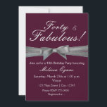 Wijn Paarse Zilveren Boog Feest Chic Evenement Uit Kaart<br><div class="desc">Wijn Paarse Zilveren Boog Feest Chic Evenement Uitnodiging. Pas de voor- en achterkant aan voor ELK evenement.</div>