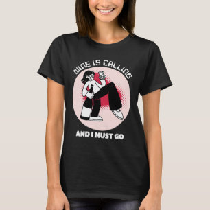 Wijn roept en ik moet gaan   Drinkhumor T-shirt
