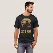Wijn Verzamelende Rode Wijn Kat T-shirt (Voorkant volledig)