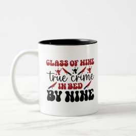 wijncategorie echte criminaliteit in bed door nege tweekleurige koffiemok