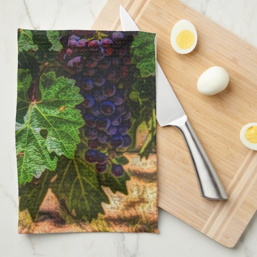 Wijndruiven van wijngaarden met wijnstok, zonnig theedoek (Quarter Fold)