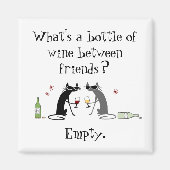 Wijnflesje tussen Friends Funny Cat Magneet (Voorkant)