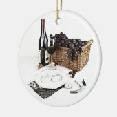 Wijnflesje, wijnglazen en mandje druiven keramisch ornament (Links)