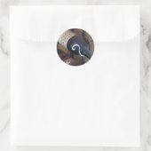 Wijnflessen in een rek ronde sticker (Tas)