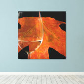 Wijnglas en Herfstblad Canvas Afdruk (Insitu (Houten vloer))