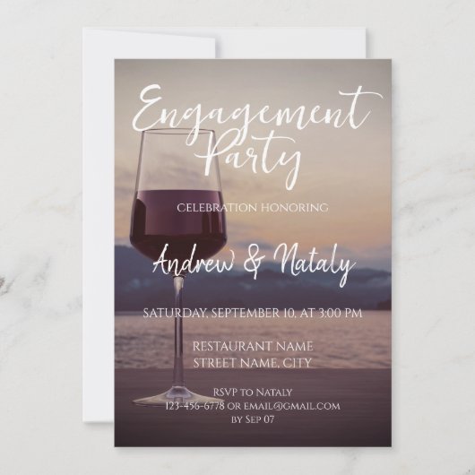 Wijnglas in zonsondergang op een meer kaart (Voorkant)