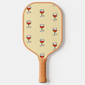 Wijnglas op sinaasappel pickleball paddle (Voorkant)