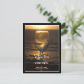 Wijnglas op zonsondergang briefkaart (Staand voorkant)