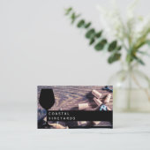 Wijnglas | Wijnoorken op houten tafel Visitekaartje (Staand voorkant)