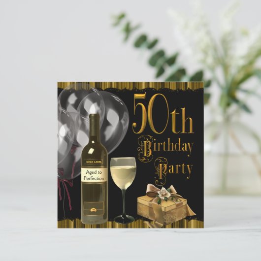 Wijnglazen fles goud 50ste verjaardagsfeest kaart (Staand voorkant)