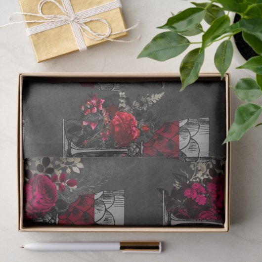 Wijngoblets en ontkoppeling van Rozen Tissuepapier (Geschenk)