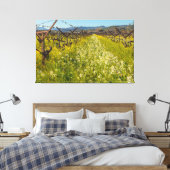 Wijnland Lente Canvas Afdruk (Insitu (Slaapkamer))