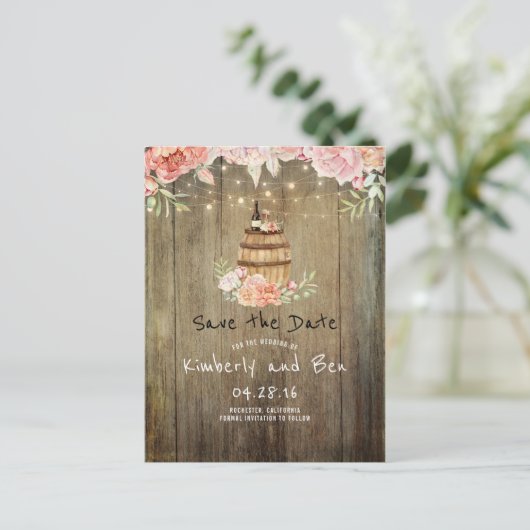 Wijnvat en Roze Rustieke Bloemen Save the Date Aankondigingskaart (Staand voorkant)