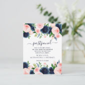 Wijzig de datum Navy Blue Blush Pink Floral Aankondigingskaart (Staand voorkant)