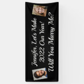 Wil je me trouwen? Twee foto's, witte tekst, zwart Spandoek (Verticaal)