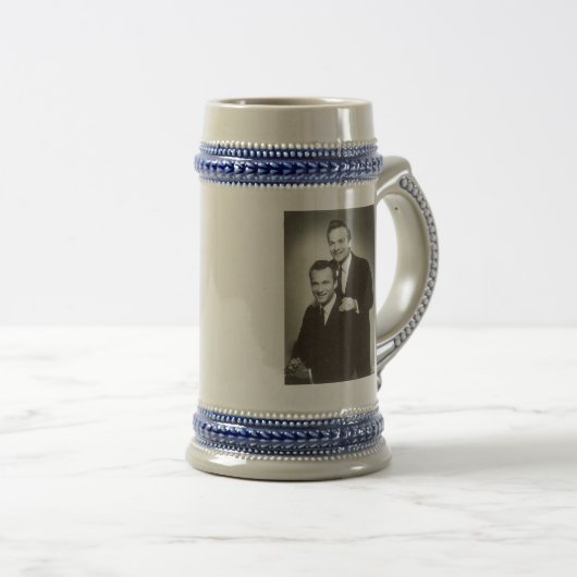 Wilburn Brothers Stein Bierpul (Voorkant rechts)