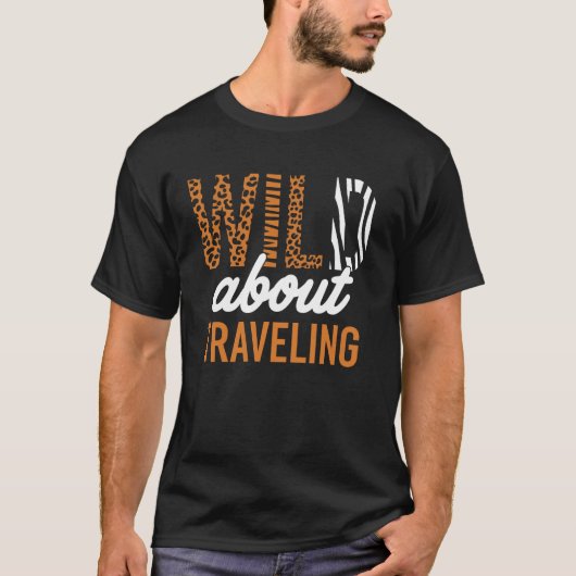 WILD About Traveling T-shirt (Voorkant)
