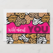 Wild About You Pink Animal Print Hearts Valentijn Feestdagenkaart (Voorkant)