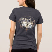 Wild Affection – Wolves in Love Illustration Tri-Blend Shirt (Achterkant)