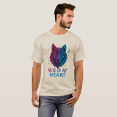Wild at Heart Neon Wolf - Geometrische dierenkunst T-shirt (Voorkant volledig)