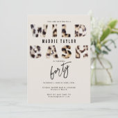 Wild Bash Leopard Fur Letters 40th Birthday Party Kaart (Staand voorkant)