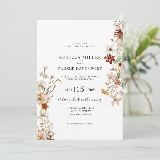 Wild bloom moderne bruiloft uitnodiging (Staand voorkant)