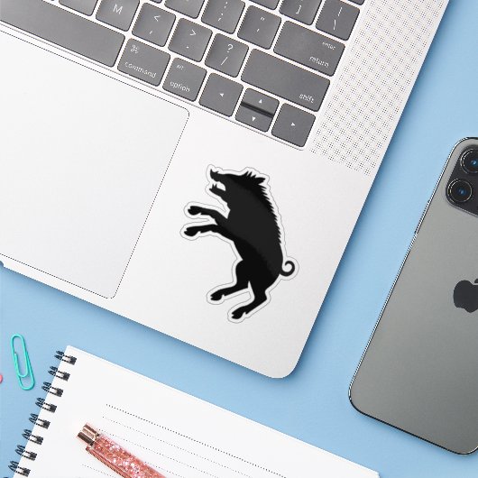 Wild Boar Black en White Silhouette Sticker (Laptop met iPhone)