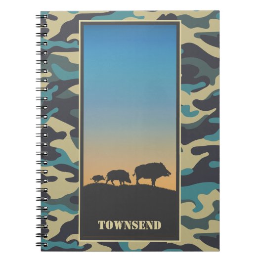 Wild Boar en Camo spiral Notitieboek (Voorkant)