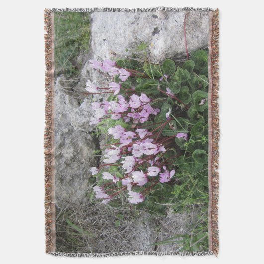 Wild Cyclamen Throw Blanket Deken (Voorkant Verticaal)