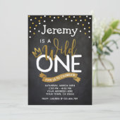 Wild Een 1e Verjaardag Uitnodiging Chalkboard (Staand voorkant)