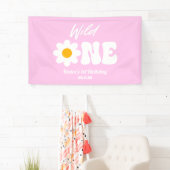 Wild Eén roze Witte Dagen Retro 1 eerste verjaarda Spandoek (Insitu)