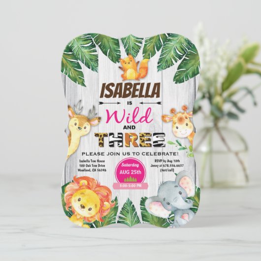 Wild en drie 3e verjaardag uitnodiging safari (Staand voorkant)