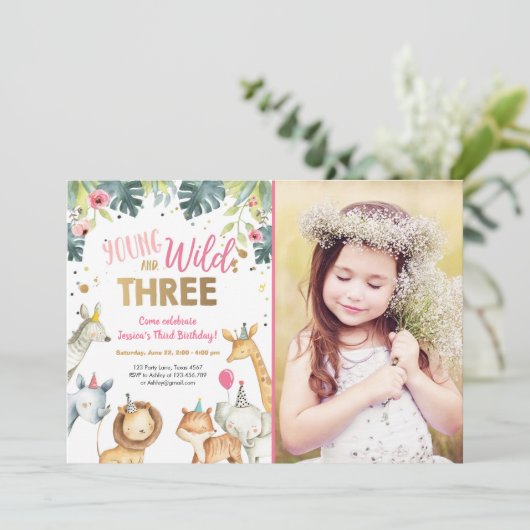 Wild en Drie Safari Dieren Verjaardag Uitnodiging (Staand voorkant)