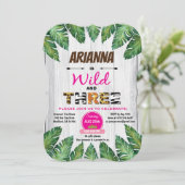 Wild en drie verjaardagsuitnodigingen. Meisje oerw Kaart (Staand voorkant)