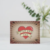 Wild en een Tattoo hart eerste verjaardag Uitnodiging Briefkaart (Staand voorkant)
