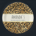 Wild & Exotic Leopard Print Pattern Bachelorette Papieren Bordje<br><div class="desc">Bachelorette papieren borden met een stijlvol patroon. Exotische zwarte luipaard vlekken op een gouden achtergrond. Wilde maar elegante stijl. Een crèmekleurig rechthoekig lijst met een faux gouden folie rand gelaagd over de top met uw gepersonaliseerde tekst binnen.</div>