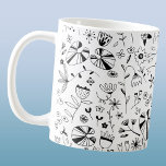 Wild Flower Monochrome Modern Koffiemok<br><div class="desc">Modern monochroom zwart-wit wildflower patroon. Originele kunst van Nic Squirrell.</div>