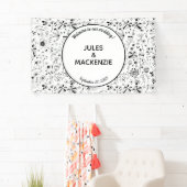 Wild Flower Monochrome Modern Wedding Spandoek (Insitu)