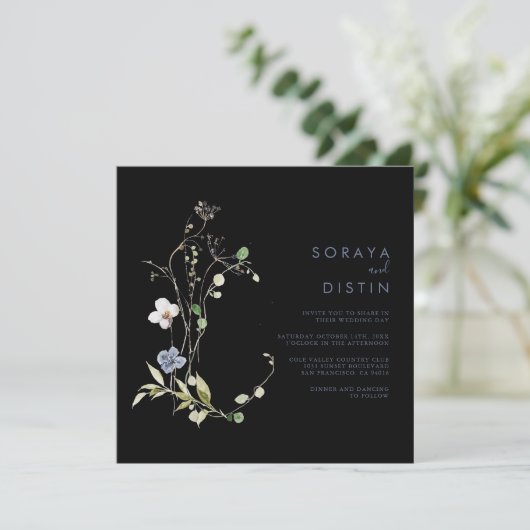 Wild Forest Floral Black Back & Front Wedding Kaart (Staand voorkant)