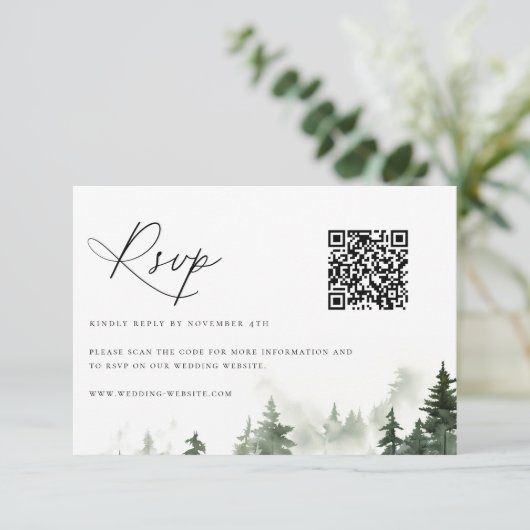 Wild Forest Pine Trees Bruiloft QR Code RSVP Kaartje (Staand voorkant)