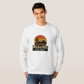 🌅 Wild & Free California – Retro Sunset Desert Ad T-shirt (Voorkant volledig)
