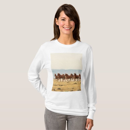 Wild Freedom: paarden in beweging T-shirt (Voorkant volledig)