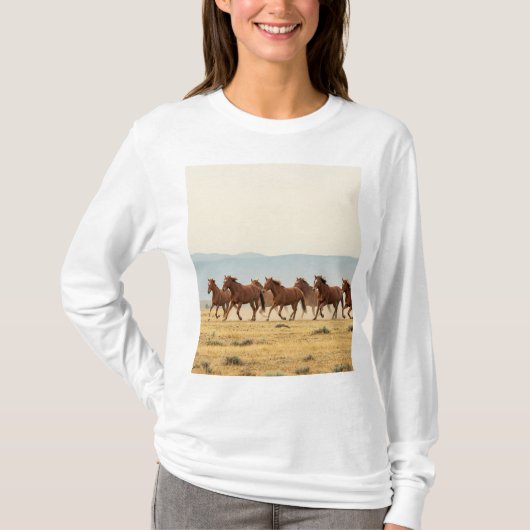 Wild Freedom: paarden in beweging T-shirt (Voorkant)