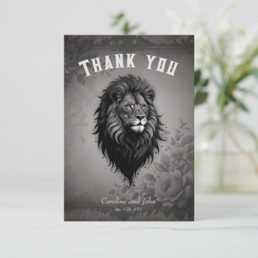 Wild Grace: opvallend portret van een leeuw Bedankkaart (Staand voorkant)