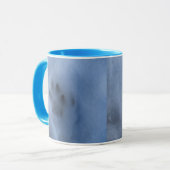 Wild Gray Wolf Paw Print in Winter Snow Mok (Voorkant links)